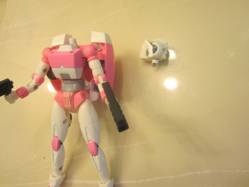 Heavy/Scratch HEY DON! Headmaster Arcee with Transformable Daniel